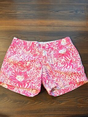 Lilly Pulitzer Pink & White Floral Print Bermuda Shorts